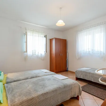 公寓 2 Bedroom Stunning In Karin Gornji *