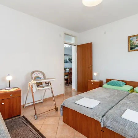 公寓 2 Bedroom Stunning In Karin Gornji 格基卡琳